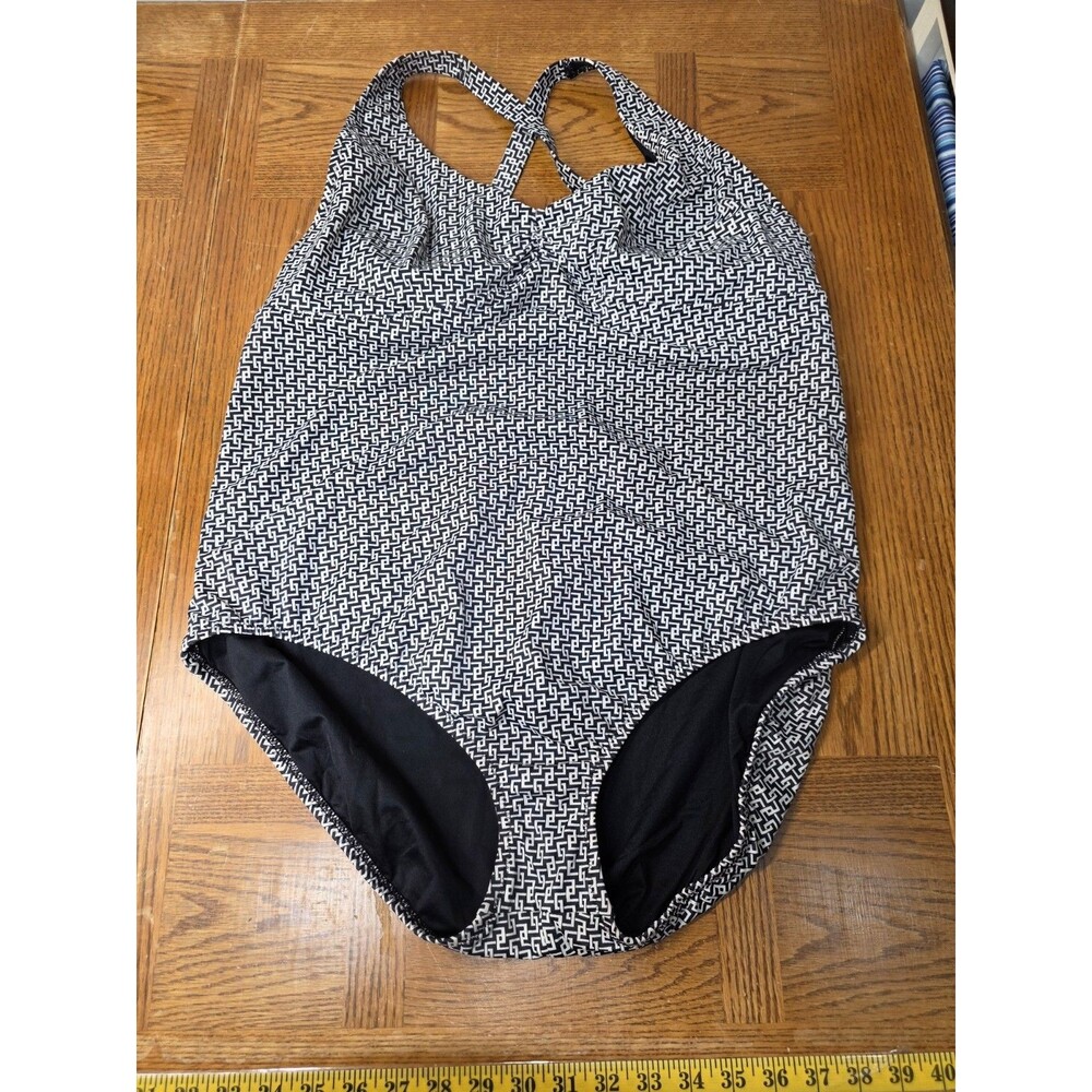 Lands' End Black & White Abstract One Piece Swimsuit Size 18D Plus